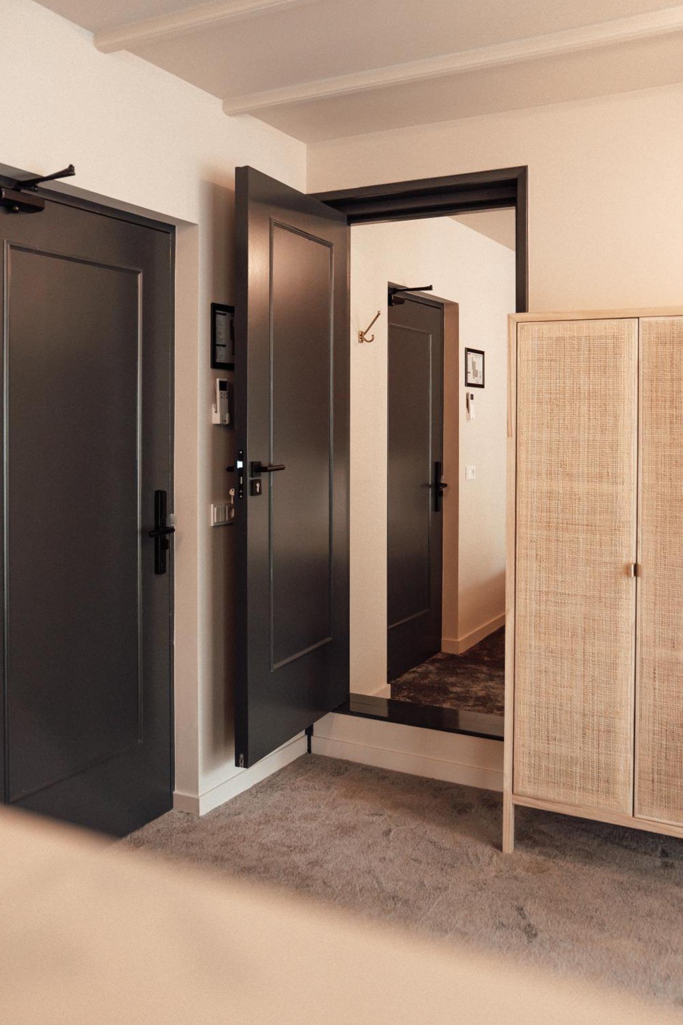 Hotel Bij Jacob Энсхеде Экстерьер фото